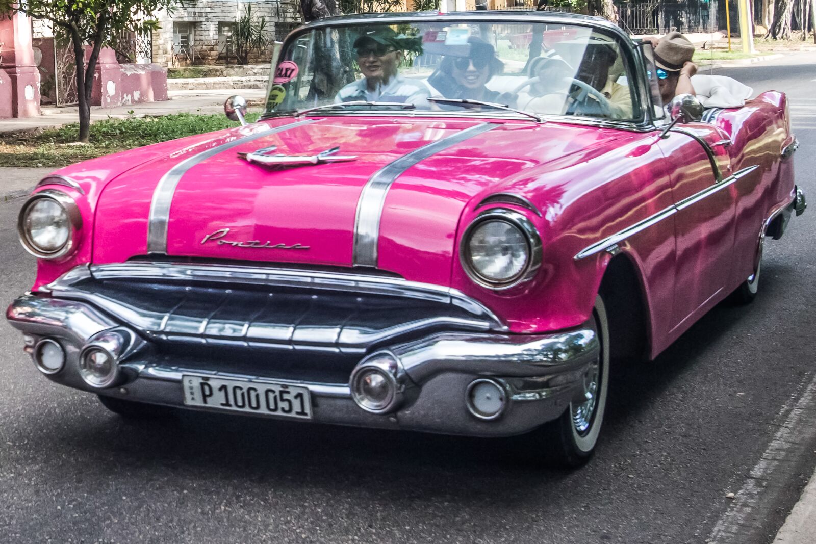 Canon EOS 7D Mark II + Canon EF-S 10-22mm F3.5-4.5 USM sample photo. Cuba, havana, paseo ave photography