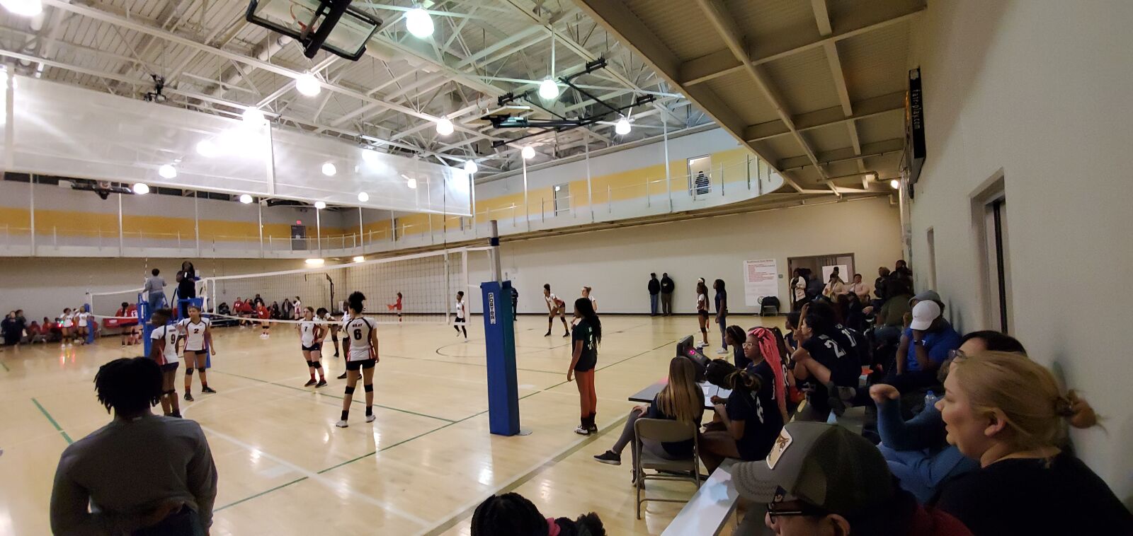 Samsung Galaxy S10 sample photo. Volleyball, court, team photography
