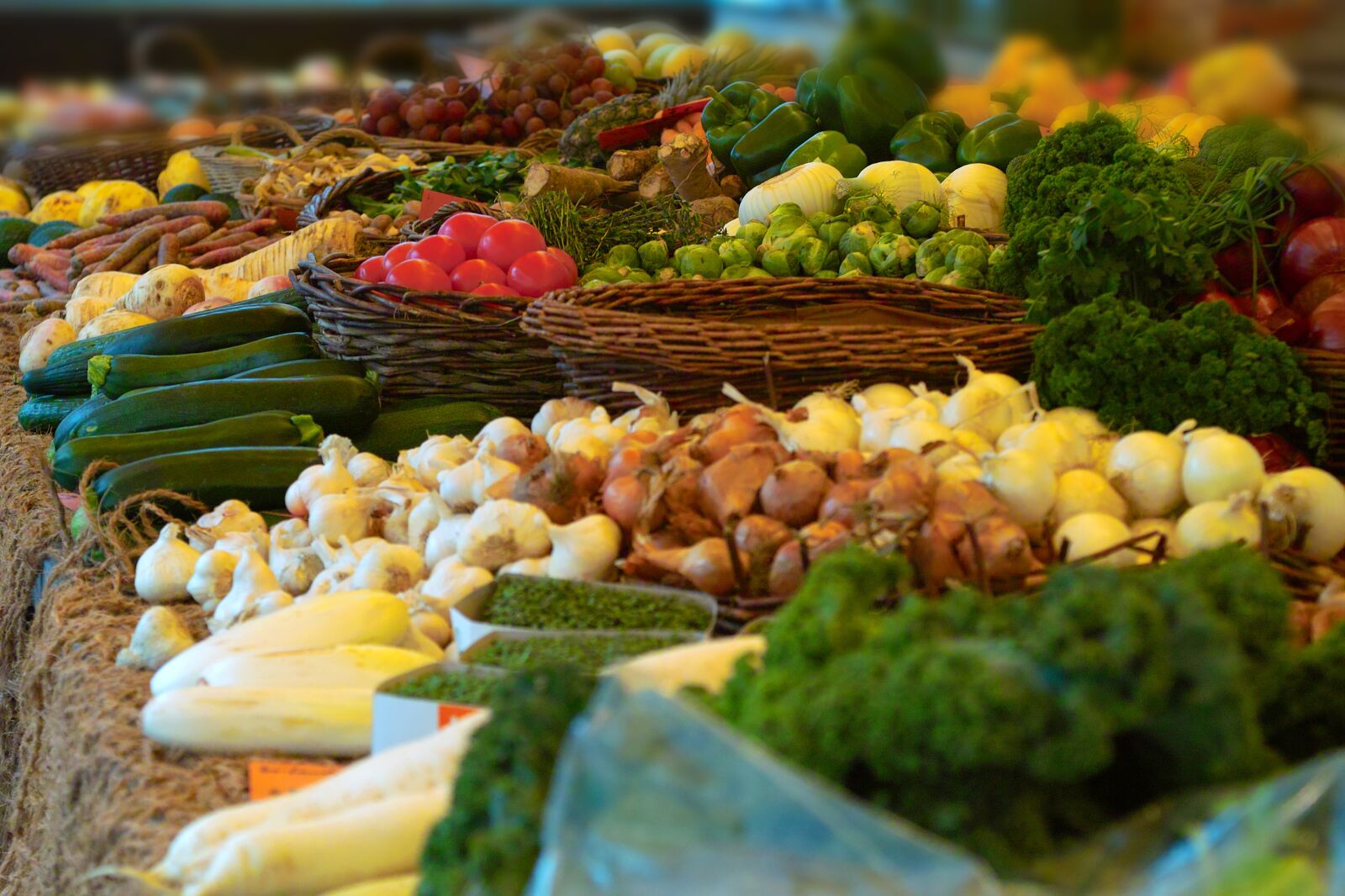 Sigma SD14 sample photo. Vegetable stand, vegetables, market photography
