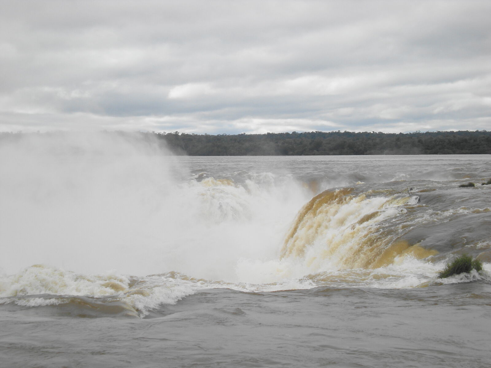 Nikon Coolpix S210 sample photo. River, waterfalls photography