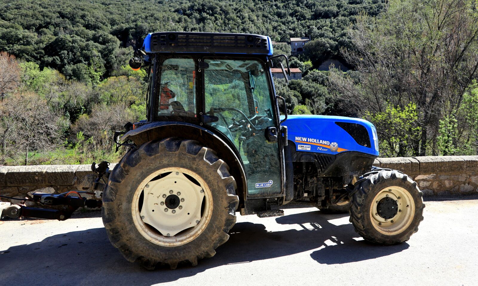 Canon PowerShot G1 X Mark III sample photo. Vehicle, tractor, agriculture photography