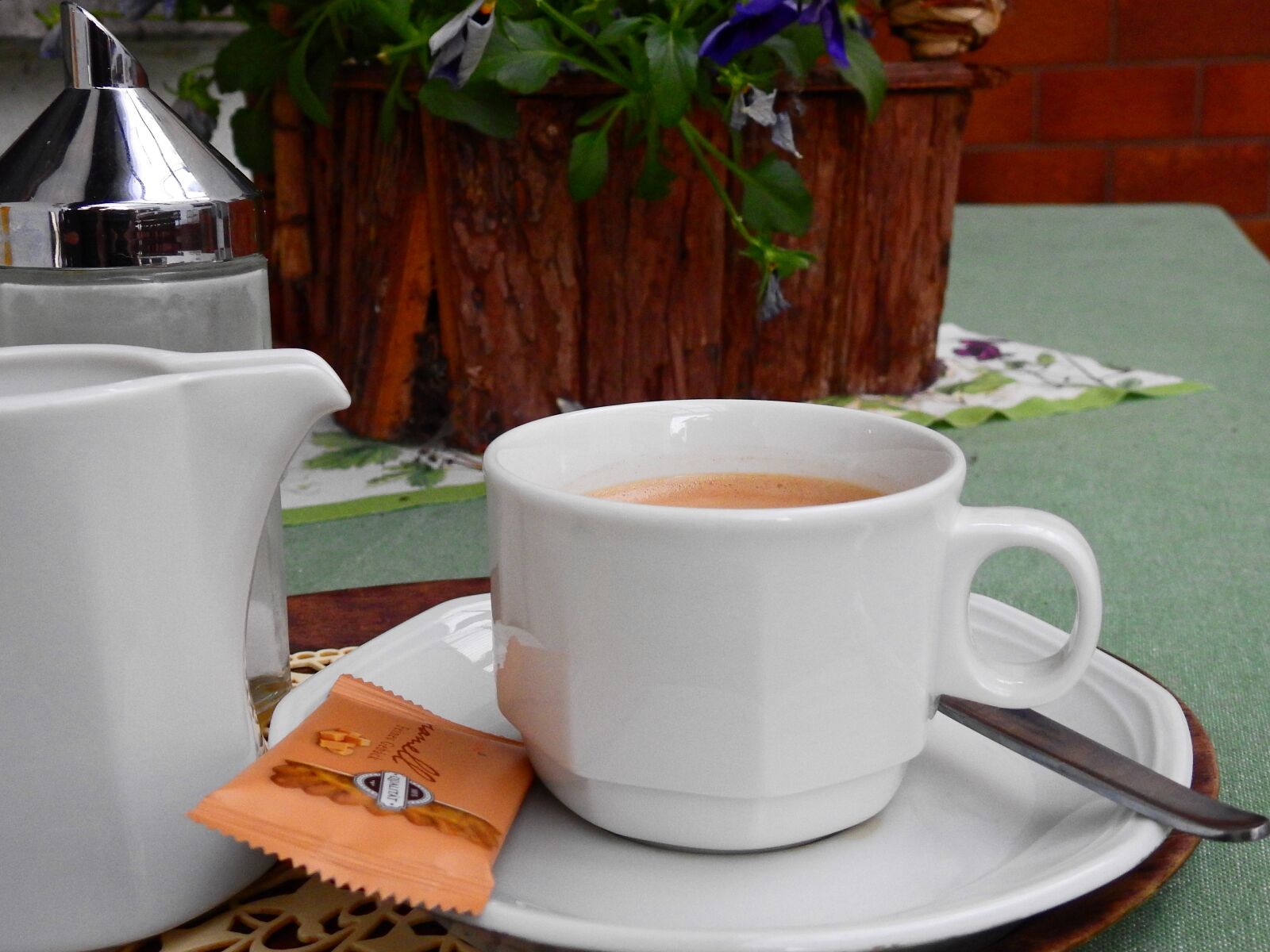 Nikon Coolpix P900 sample photo. Coffee, coffee cup, kaffeekaennchen photography