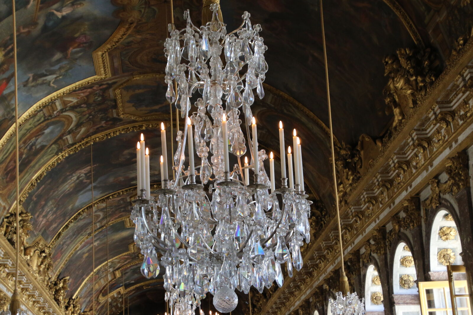Canon EOS 7D Mark II sample photo. Chandelier, christals, cristals, france photography