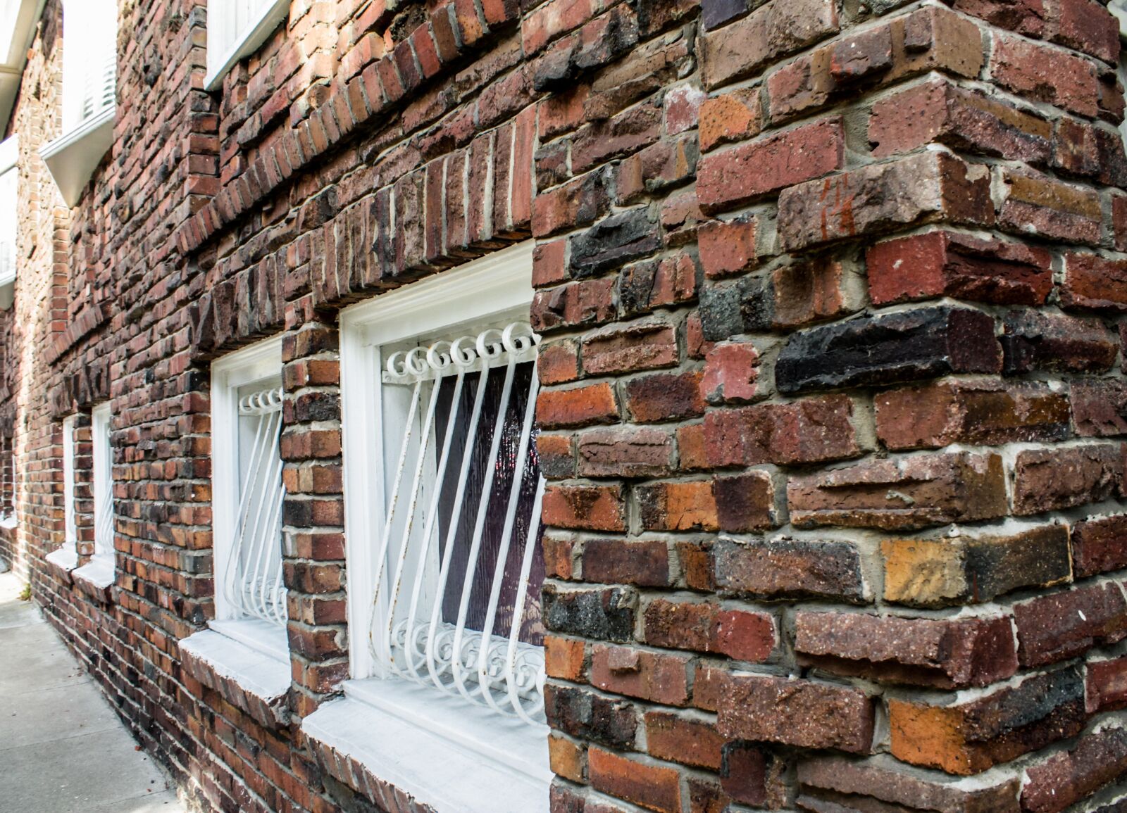 Canon EOS 1100D (EOS Rebel T3 / EOS Kiss X50) sample photo. Bricks, house, home photography