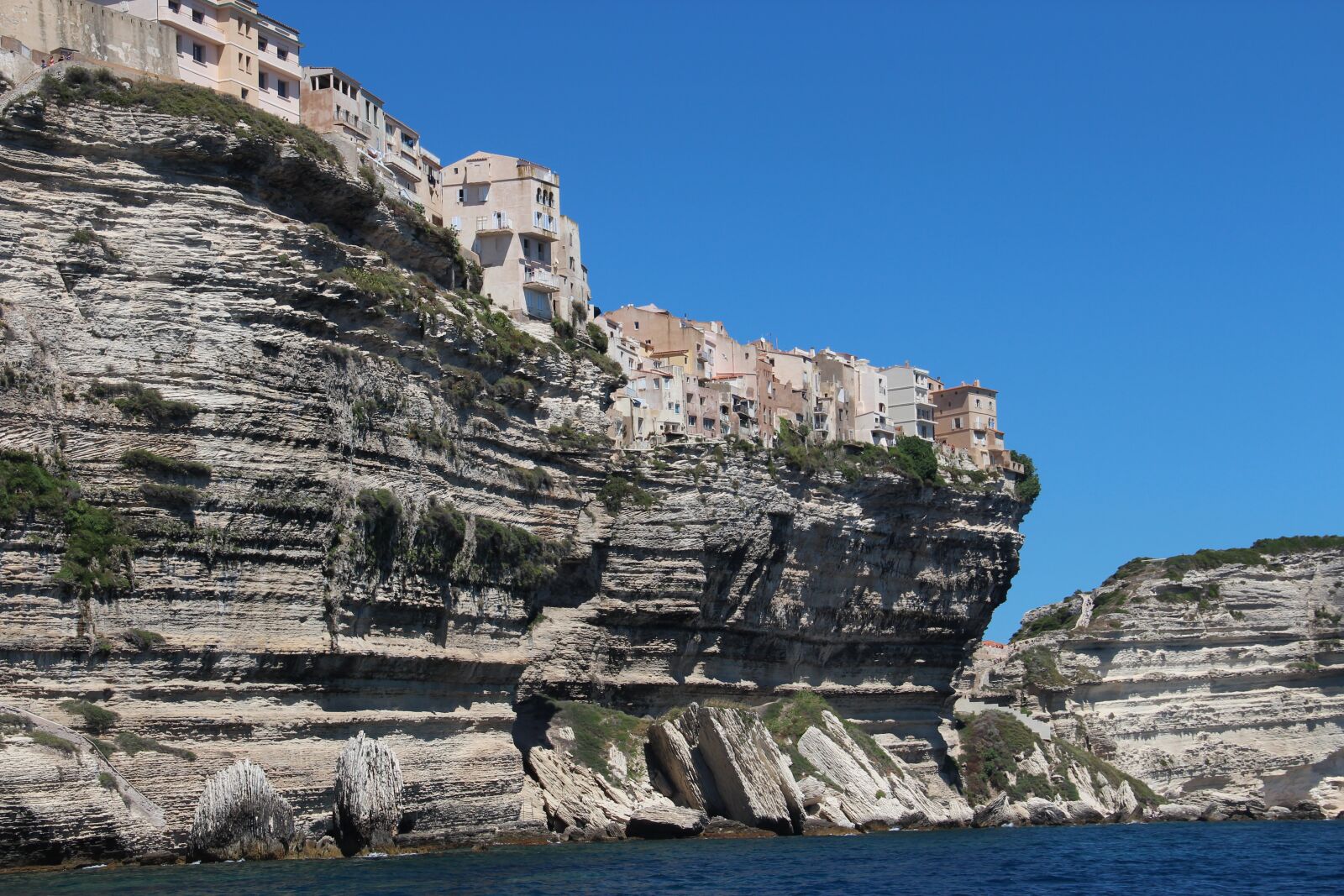 Canon EOS 600D (Rebel EOS T3i / EOS Kiss X5) sample photo. Corsican, bonifacio, cliffs photography