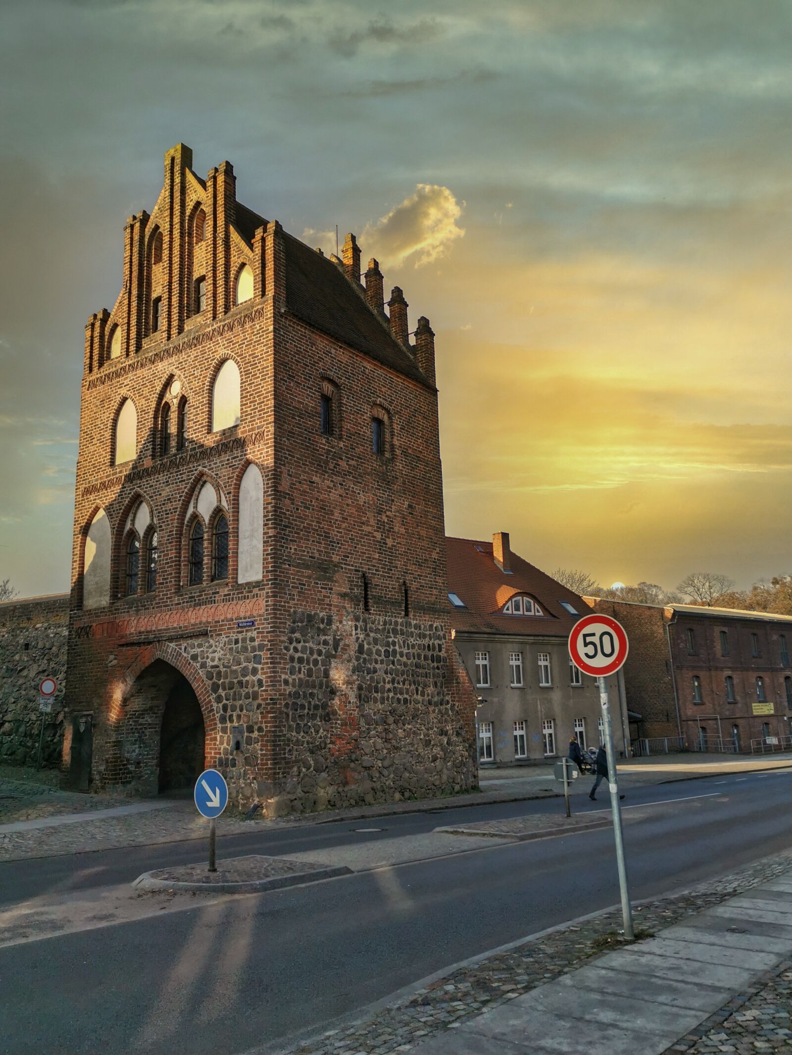 HUAWEI P30 Pro sample photo. Goal, mühlentor, templin photography
