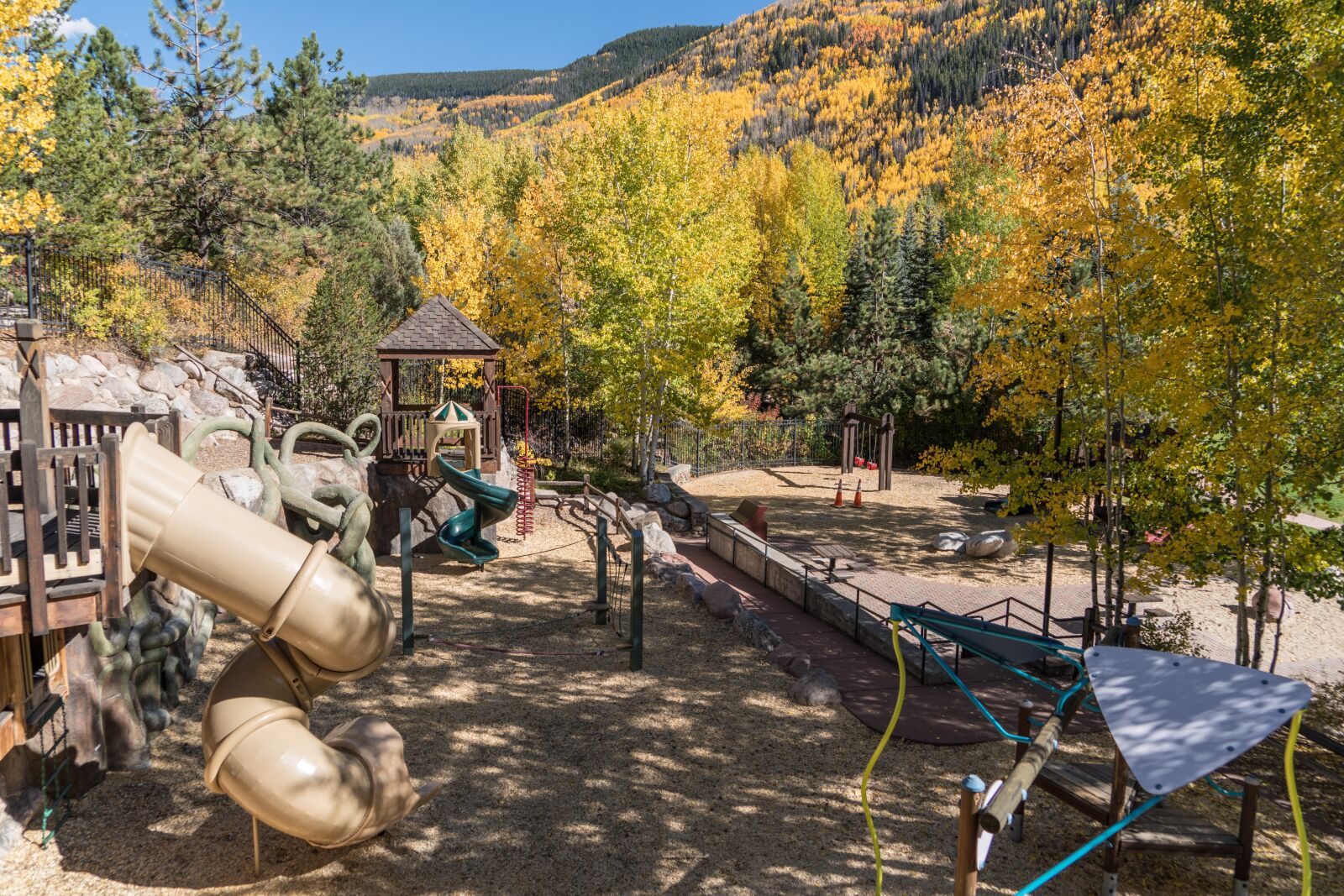 Sony a7R II + Sony FE 24-240mm F3.5-6.3 OSS sample photo. Vail, colorado, betty ford photography