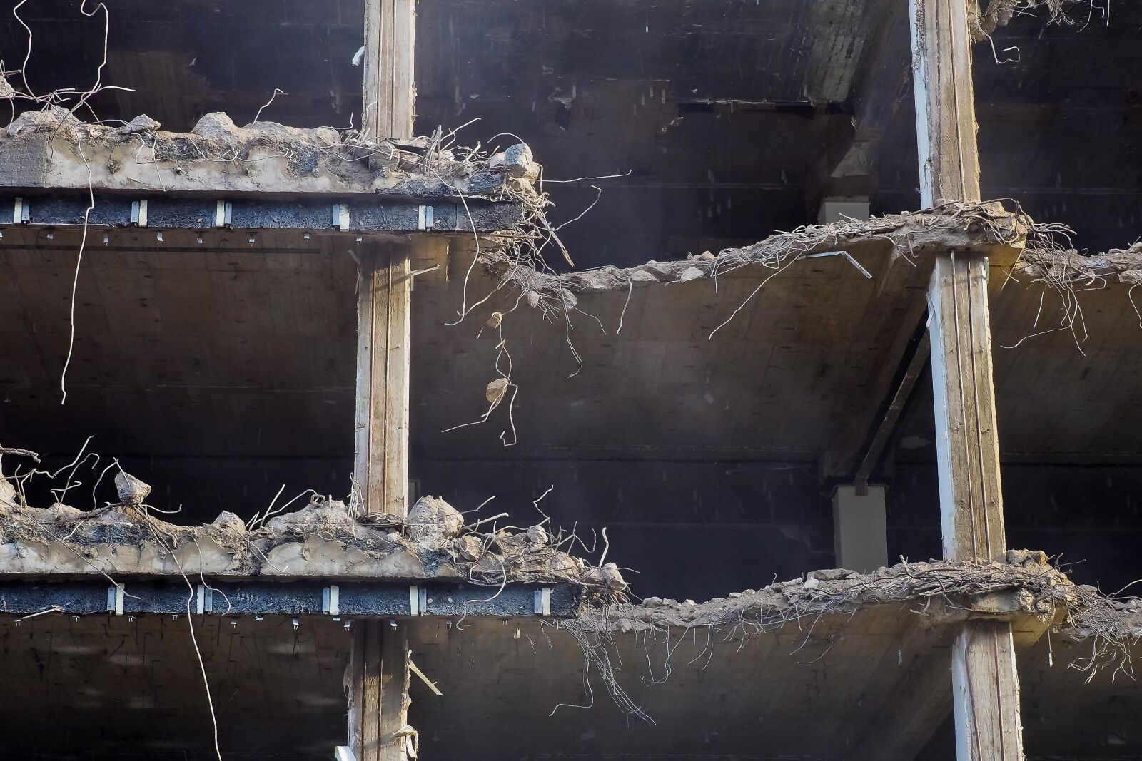 Olympus OM-D E-M10 sample photo. Building, demolition, tear off photography