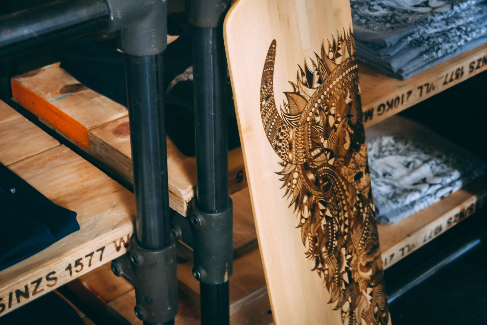 Canon EOS 20D sample photo. Art, carved, wood, designs photography