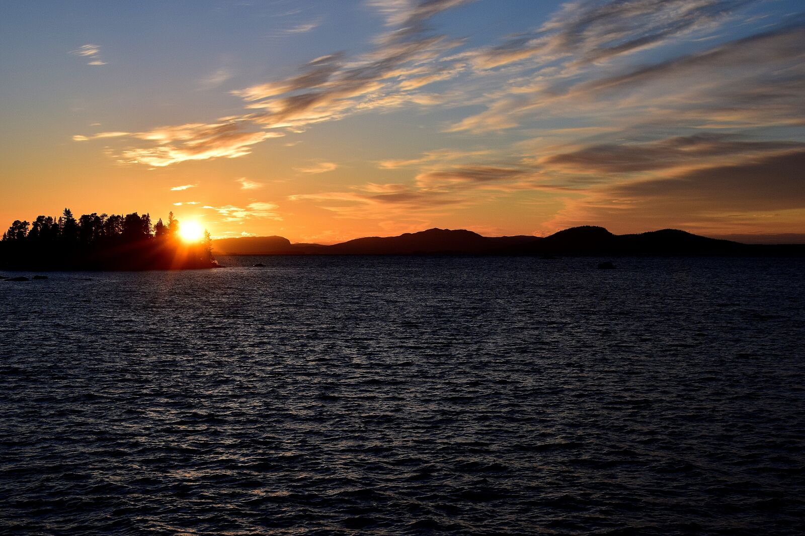 Nikon D5300 sample photo. Sunset, lapland, lake photography