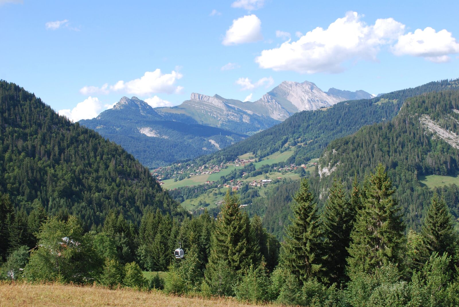 Nikon D60 sample photo. Alps, hiking, holiday photography