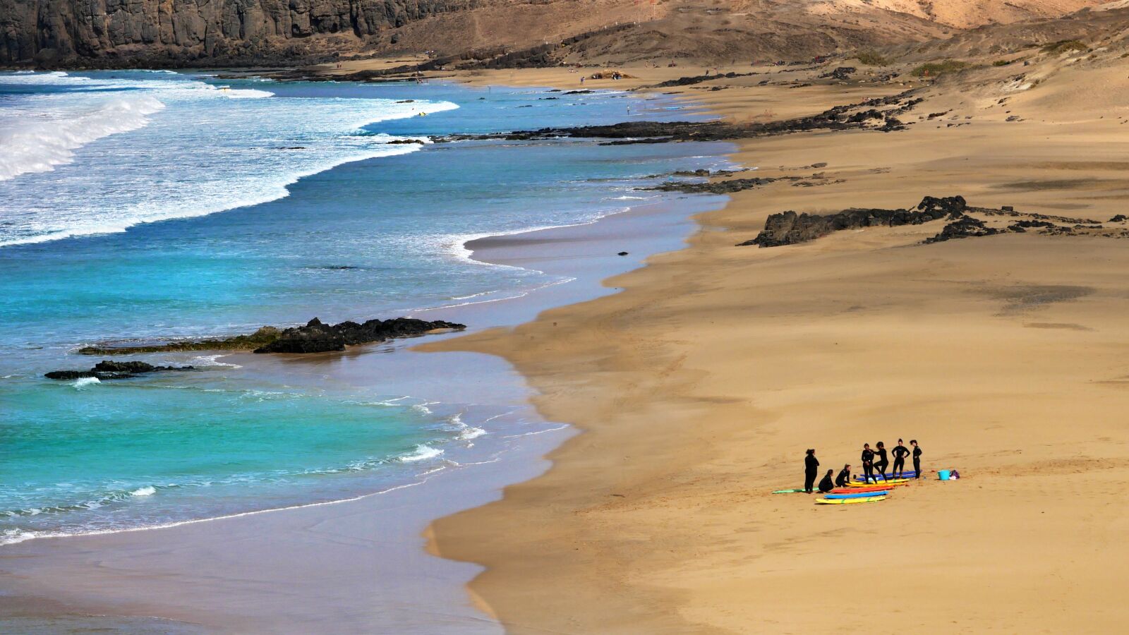 Panasonic Lumix DMC-GX85 (Lumix DMC-GX80 / Lumix DMC-GX7 Mark II) sample photo. Canary islands, beach, surf photography