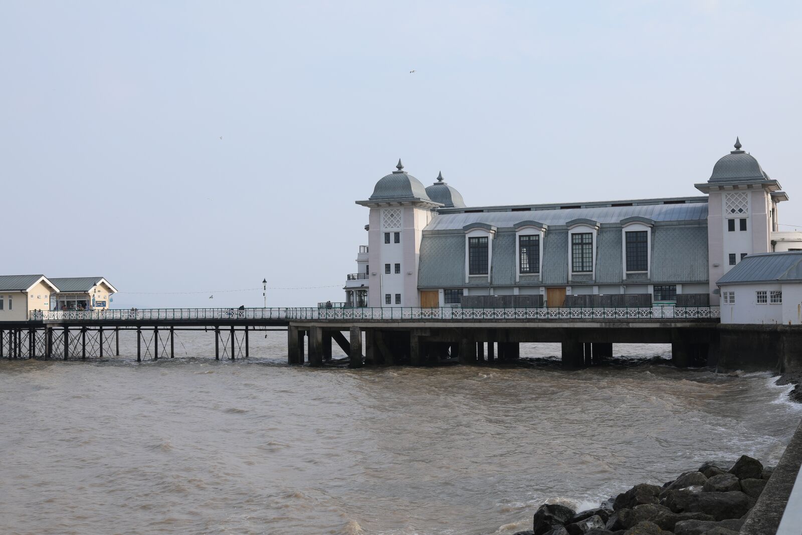 Canon EF 50mm F1.2L USM sample photo. Victorian, seashore, tourism photography