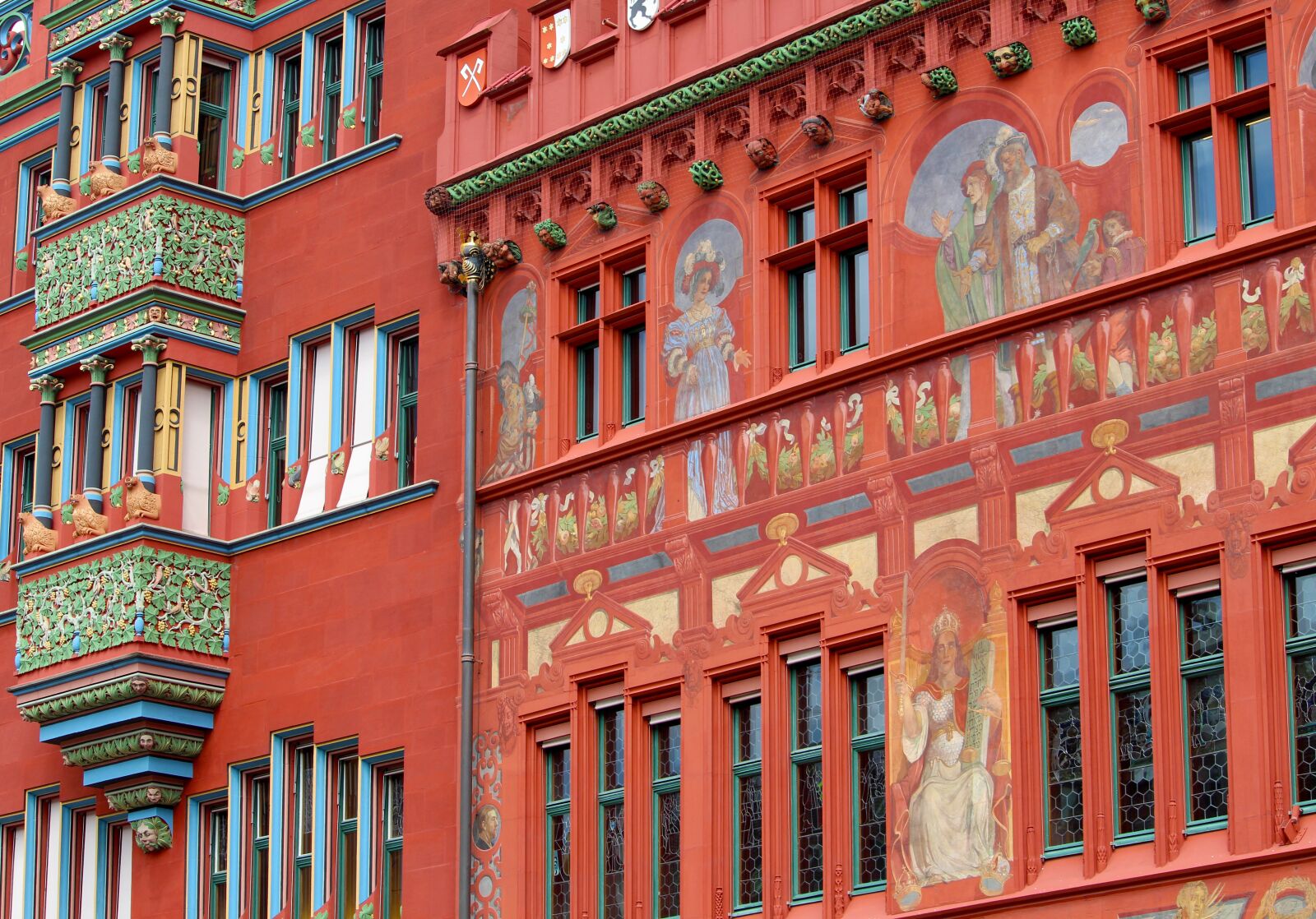 Canon EF-S 55-250mm F4-5.6 IS STM sample photo. Basel, town hall, switzerland photography