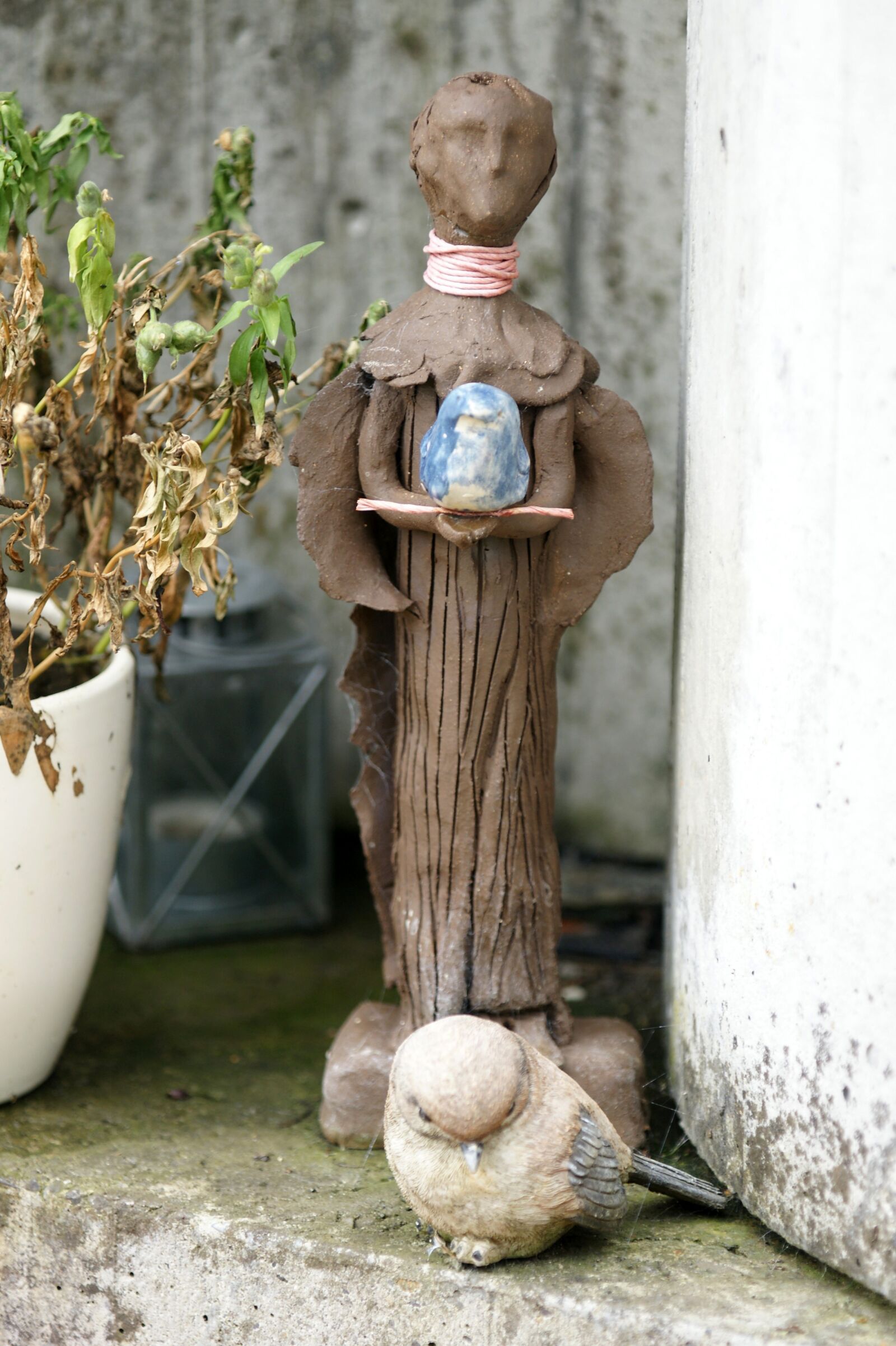 Sony Alpha DSLR-A700 sample photo. Sculpture, human, bird photography