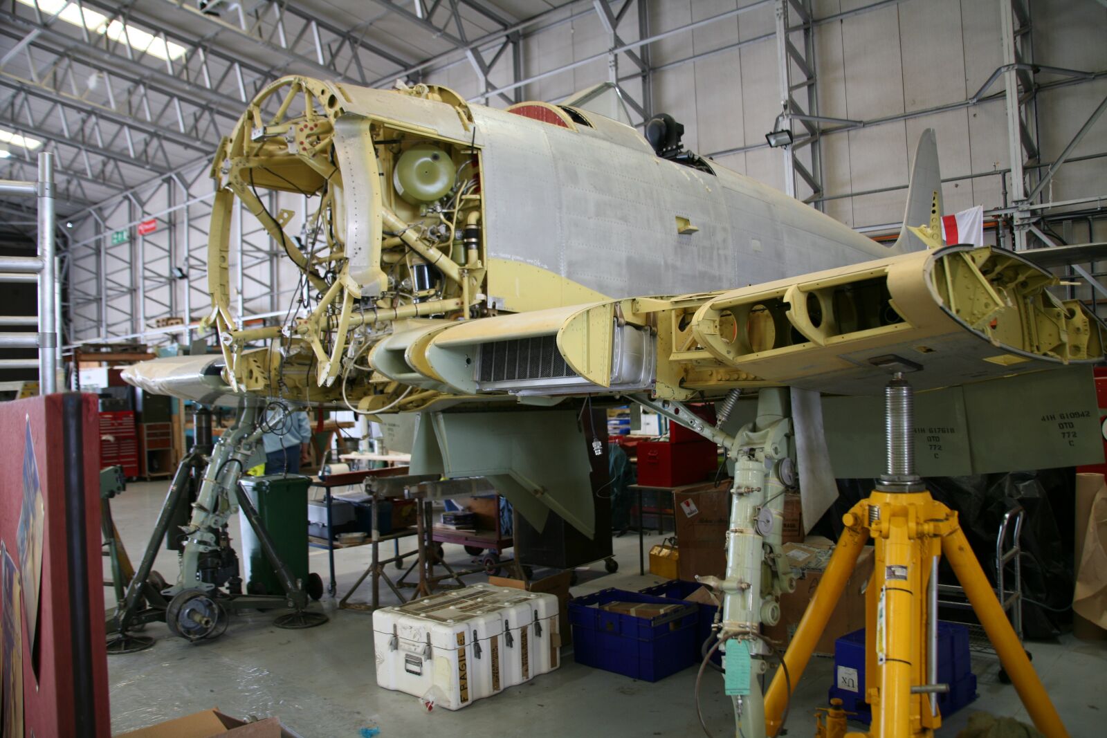 Canon EOS 5D sample photo. Restore, aircraft, historically photography