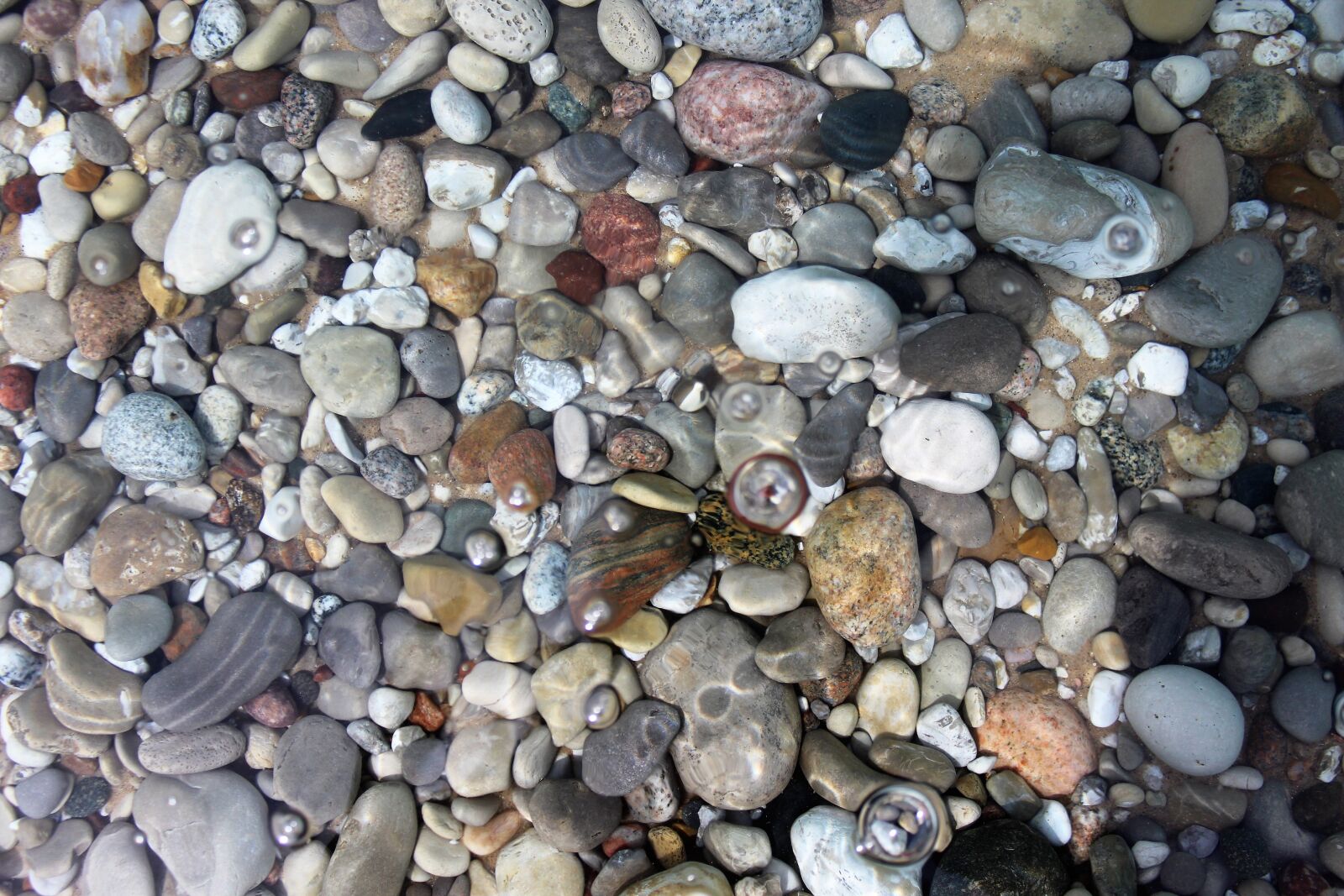 Canon EOS 1300D (EOS Rebel T6 / EOS Kiss X80) sample photo. Rocks, pebbles, stones photography
