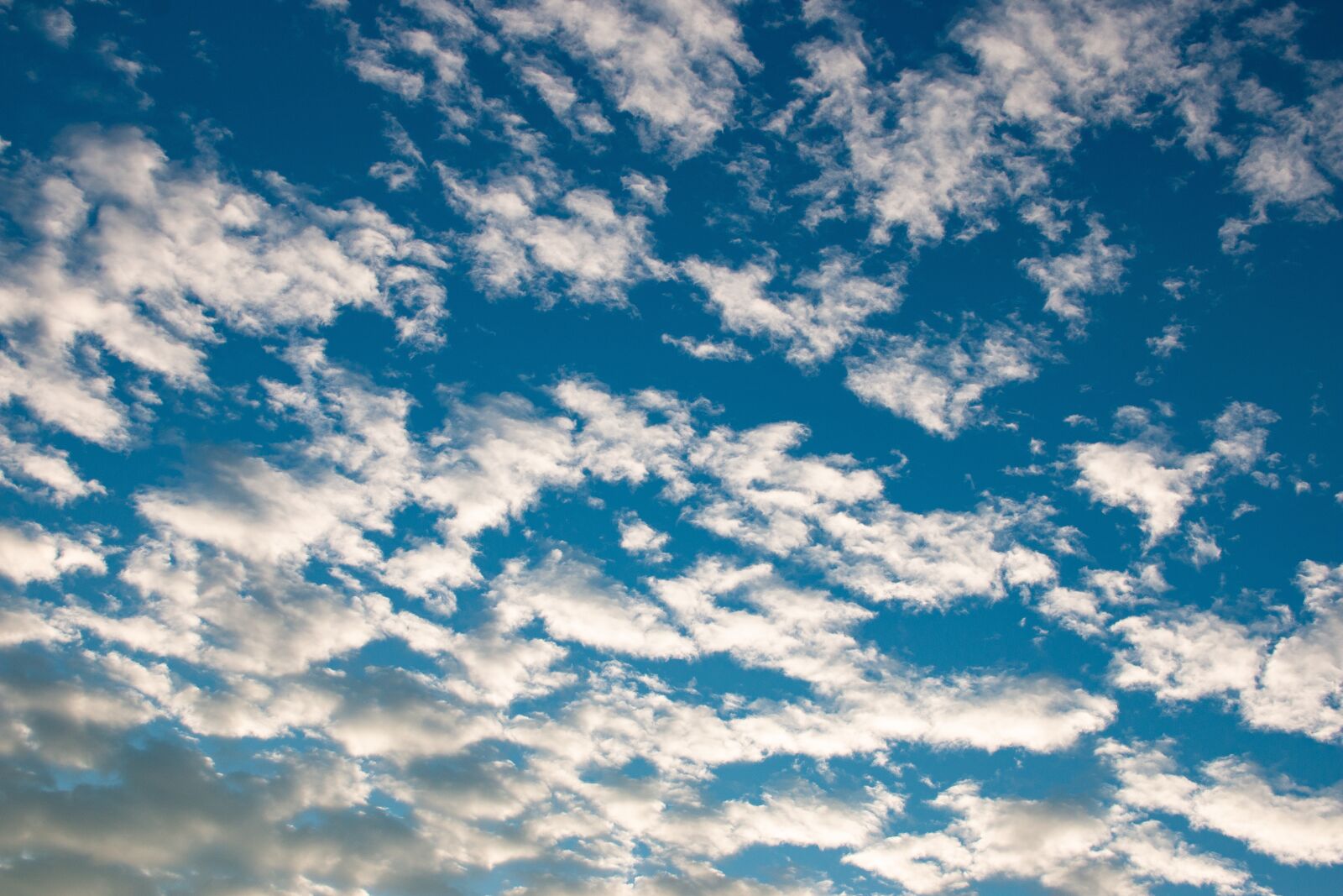 Canon EOS 70D sample photo. Clouds, white, fluffy photography