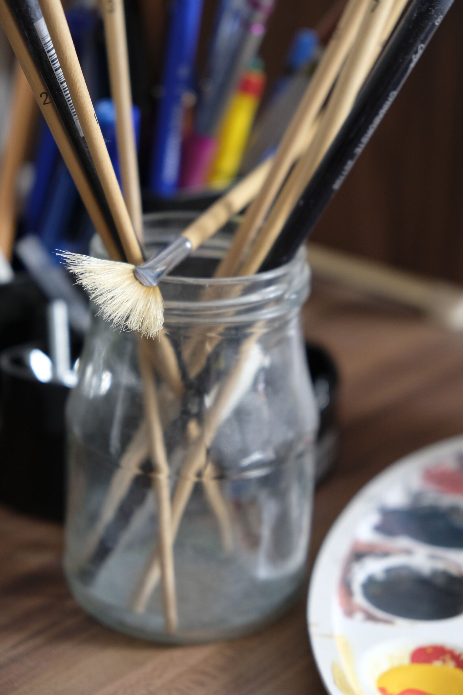 Fujifilm XF 18-55mm F2.8-4 R LM OIS sample photo. Brush, paint, painting photography