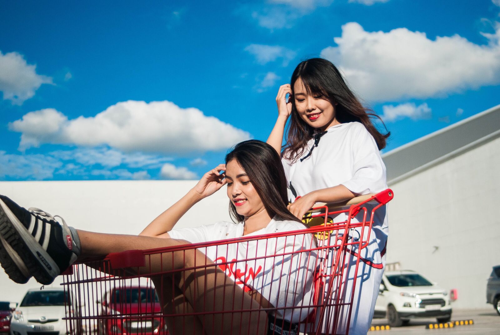 Nikon D80 sample photo. Girl, full, fashion photography