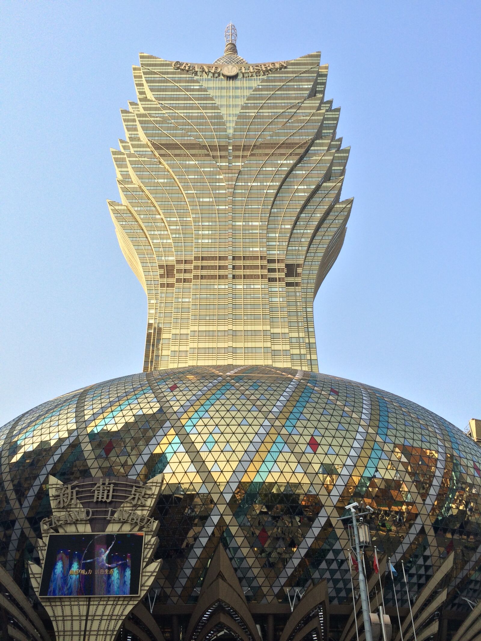 iPhone 5s back camera 4.15mm f/2.2 sample photo. Macau, gambling, glass photography