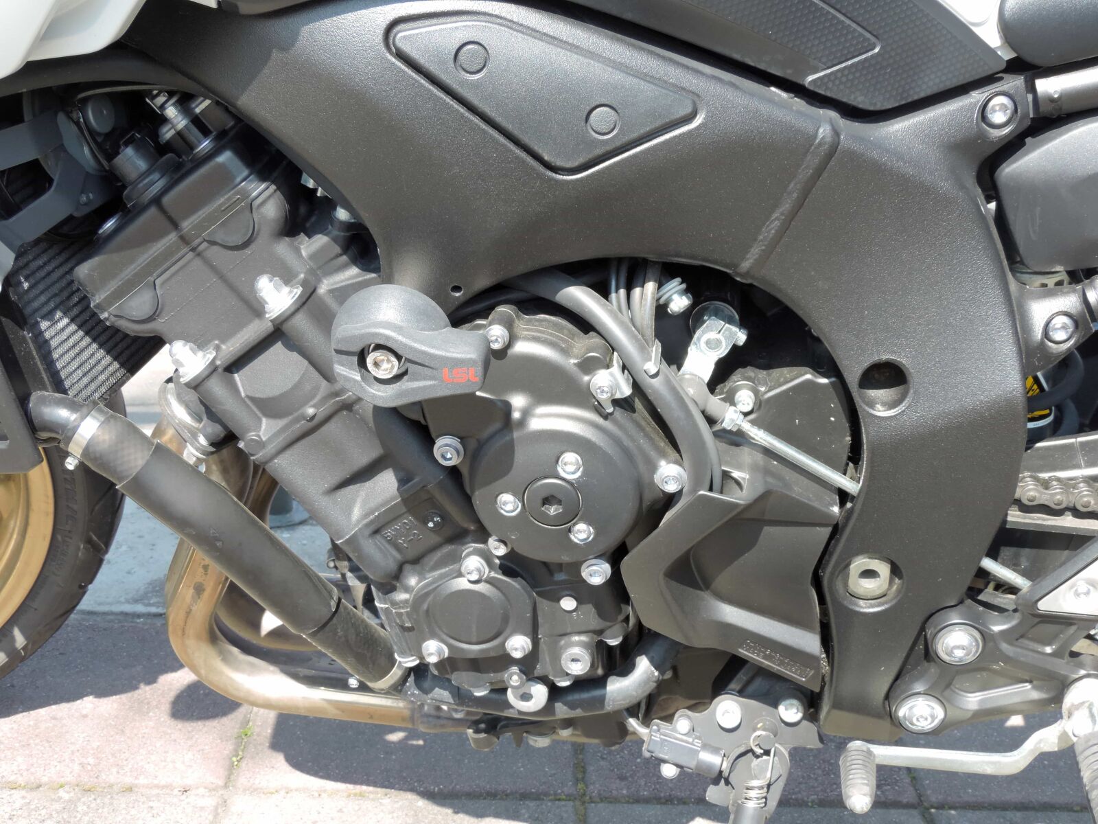 Nikon Coolpix P520 sample photo. Engine, engineering, motorcycle, bike photography