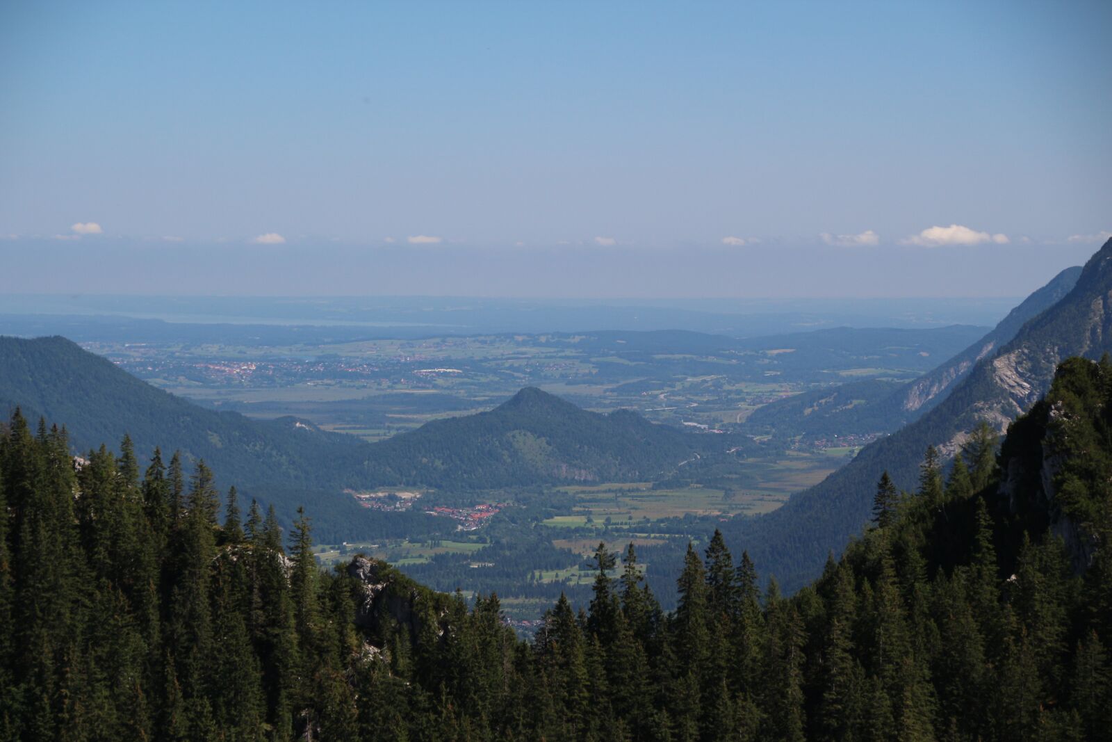 Canon EOS 700D (EOS Rebel T5i / EOS Kiss X7i) sample photo. Valley, trees, landscape photography