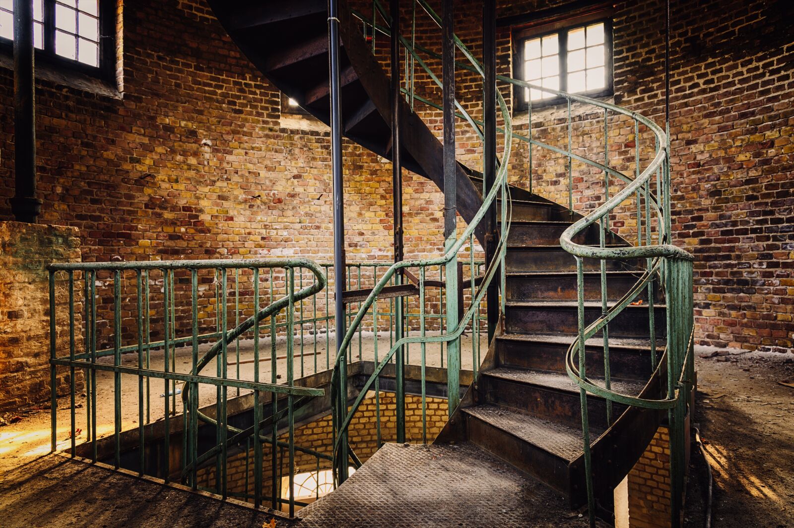 Nikon Z6 sample photo. Stairs, spiral staircase, tower photography