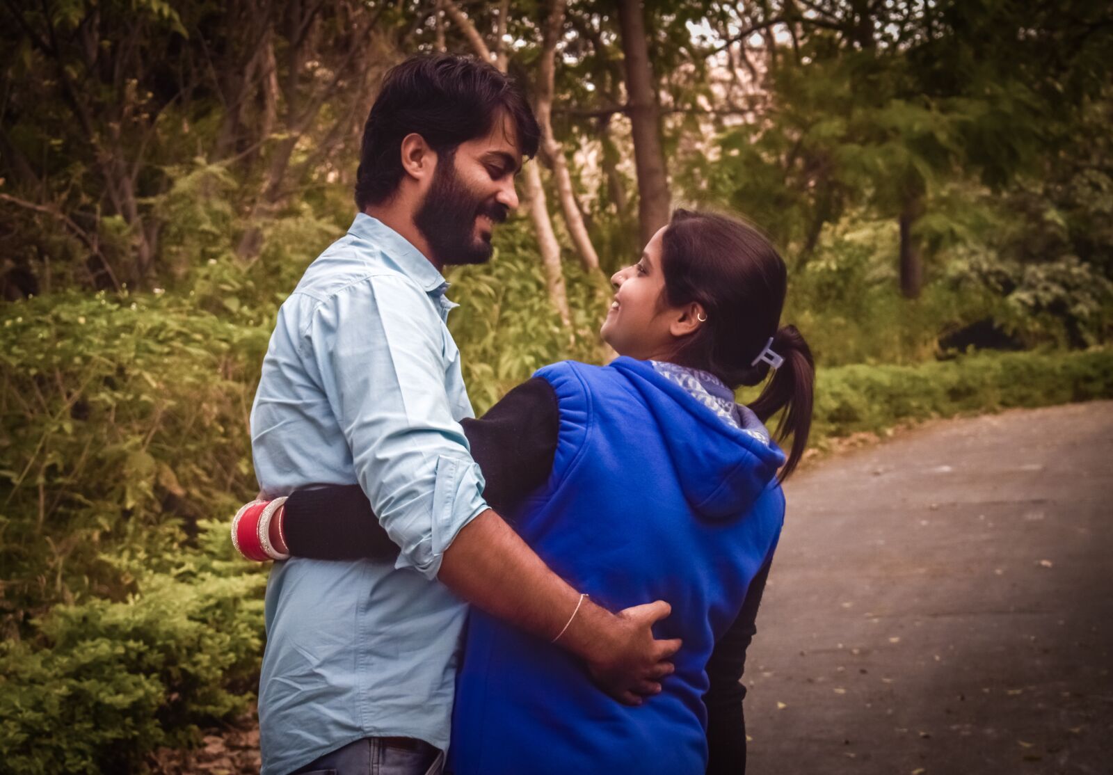 Nikon D3300 sample photo. Asian couple, love, indian photography
