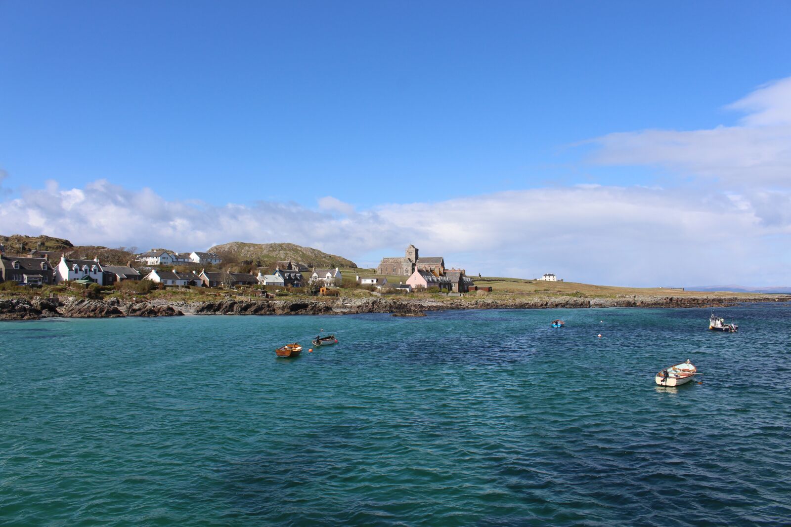 Canon EOS 700D (EOS Rebel T5i / EOS Kiss X7i) sample photo. Iona abbey, iona, celtic photography