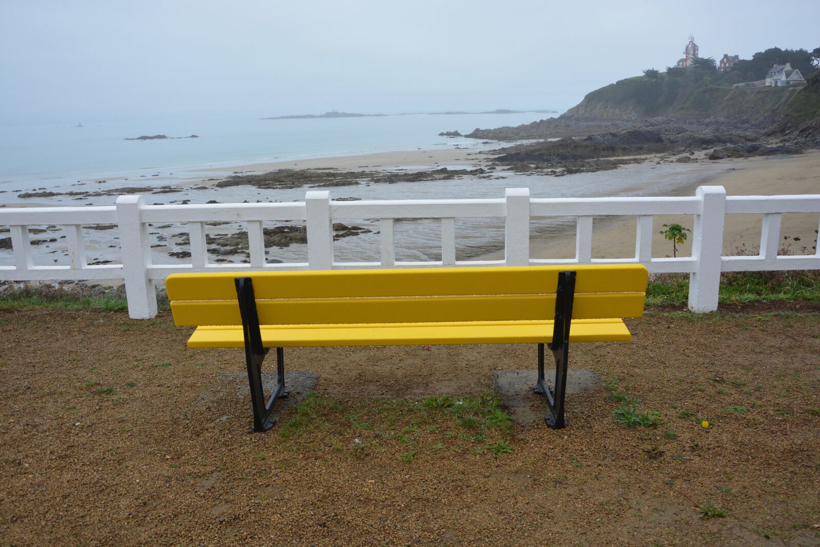 Nikon D5200 sample photo. Bench, panoramic, bench yellow photography