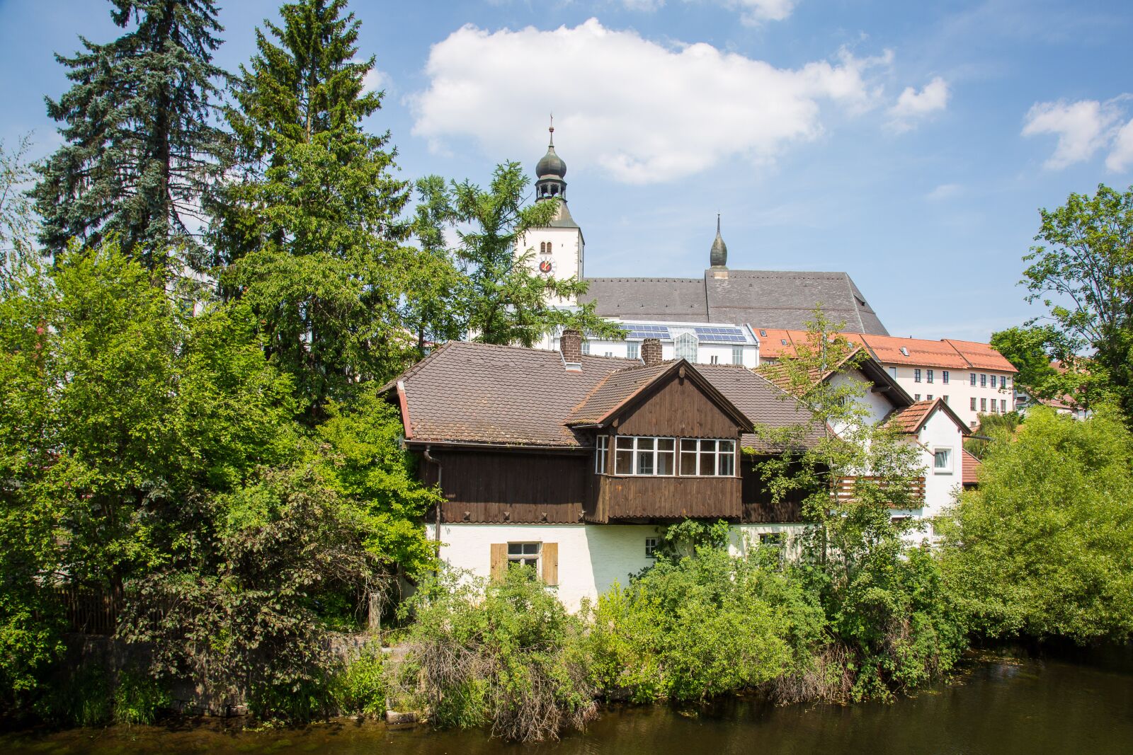 Canon EF 24-105mm F4L IS USM sample photo. Rain, bavarian forest, city photography
