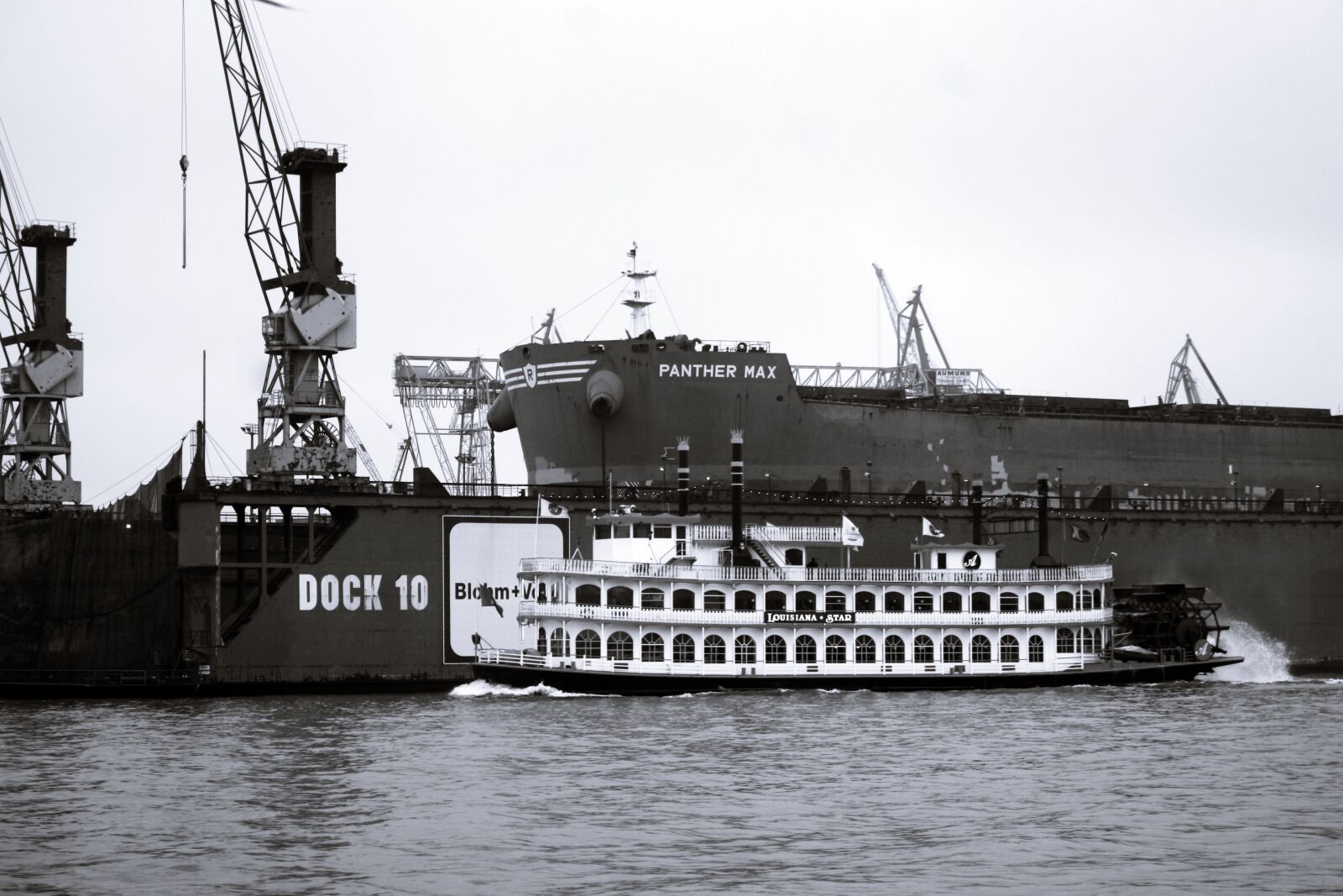 Canon EOS 1000D (EOS Digital Rebel XS / EOS Kiss F) sample photo. Ship, transport system, waters photography