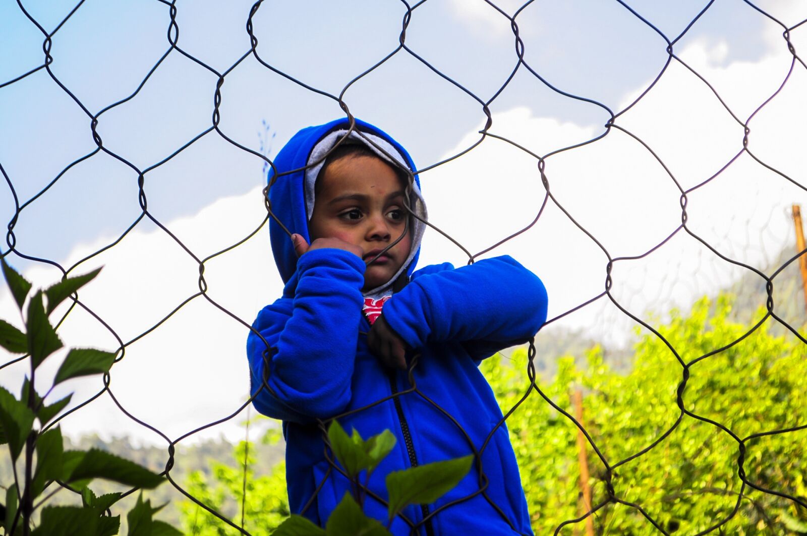 Nikon D90 sample photo. No freedom, lonely child photography