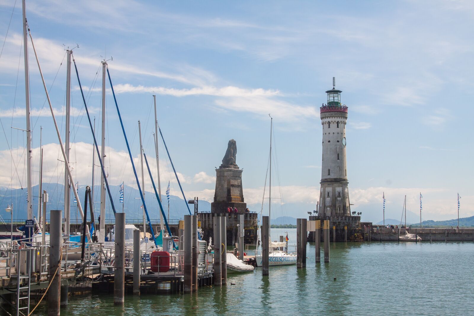 Canon EOS 50D + Canon EF 24-105mm F4L IS USM sample photo. Lindau, lake constance, port photography
