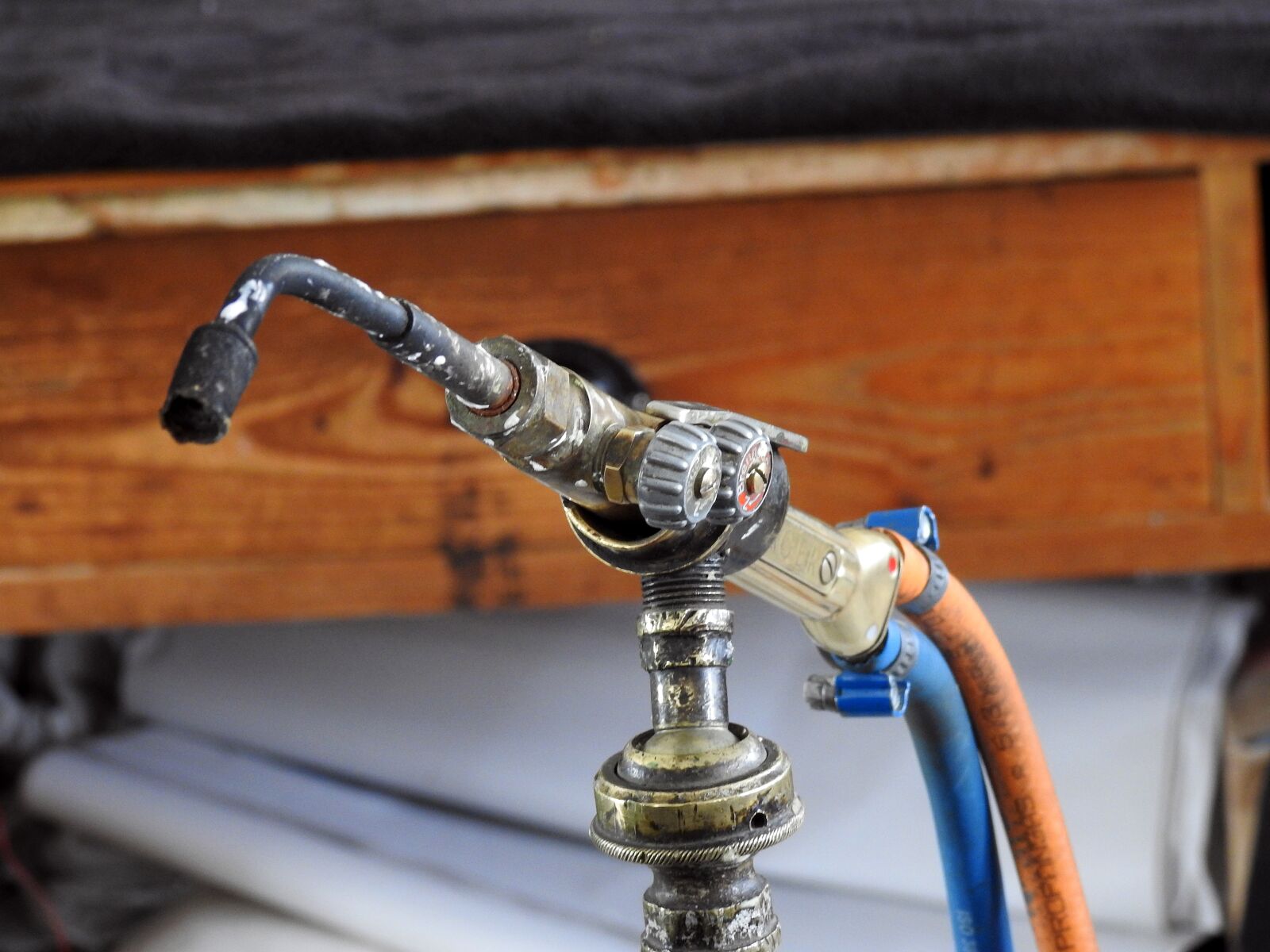 Nikon Coolpix P900 sample photo. Bunsen burner, gas burner photography