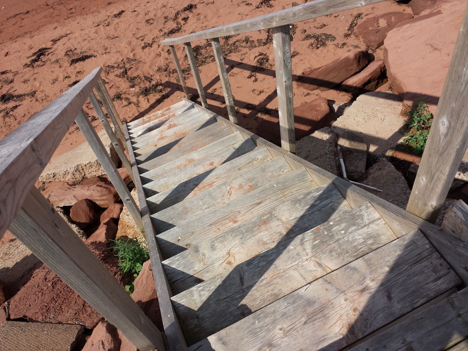 Samsung Galaxy S4 sample photo. Stairs, beach, ocean photography