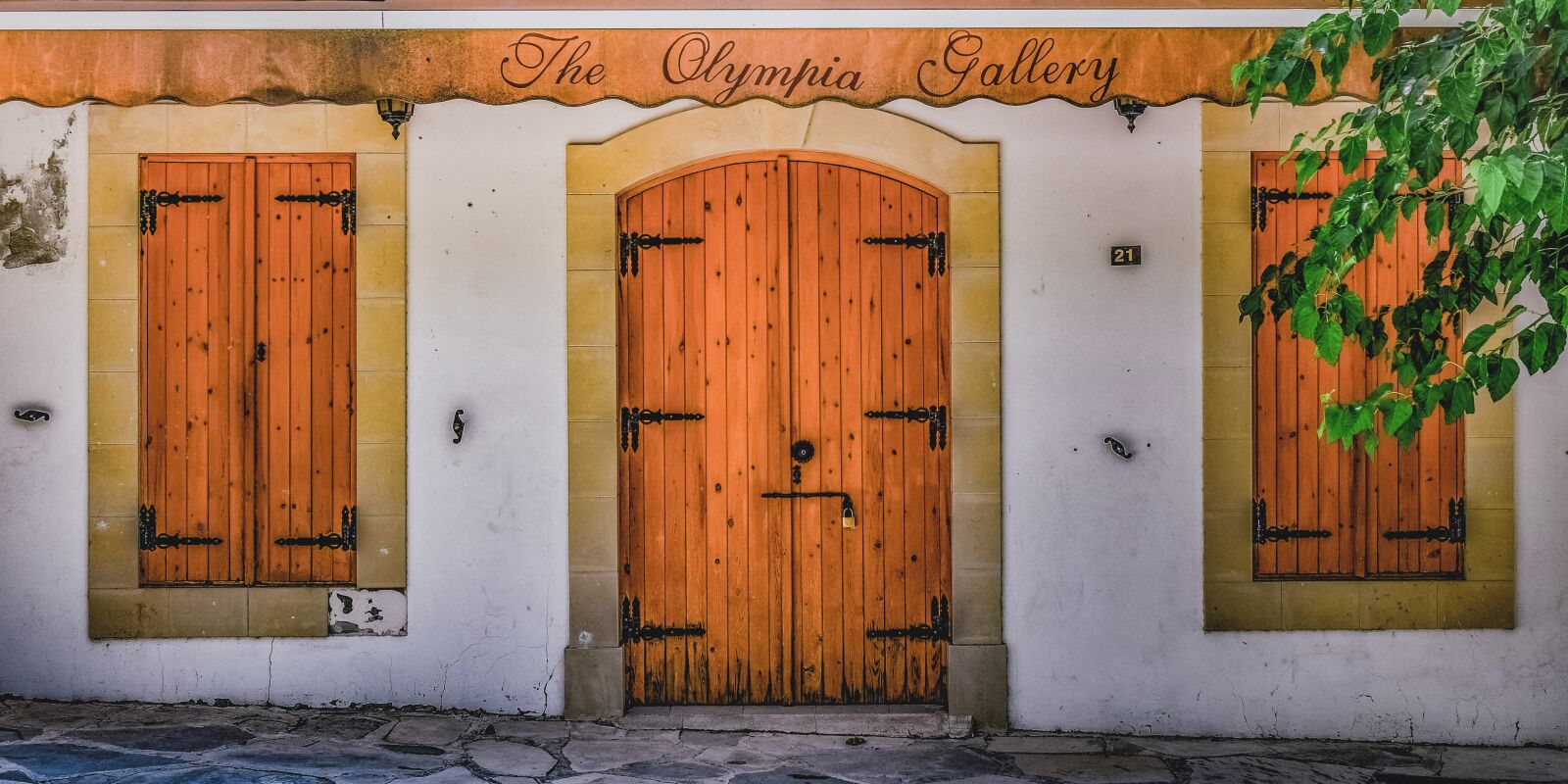 Nikon D3300 sample photo. Building, shop, architecture photography