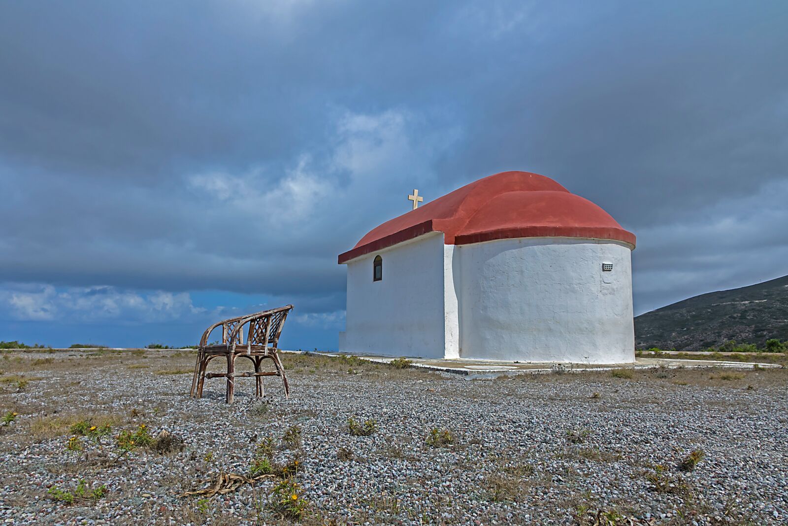 24-200mm F2.8 sample photo. Chapel, chair, greece photography