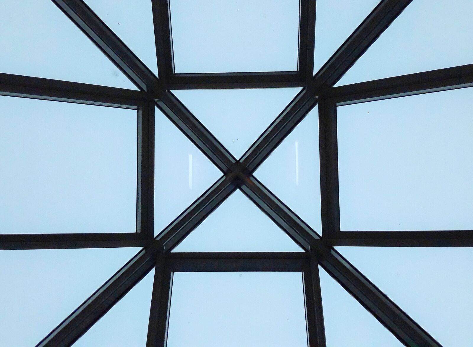 Samsung Galaxy J7 sample photo. Roof, structure, abstract photography