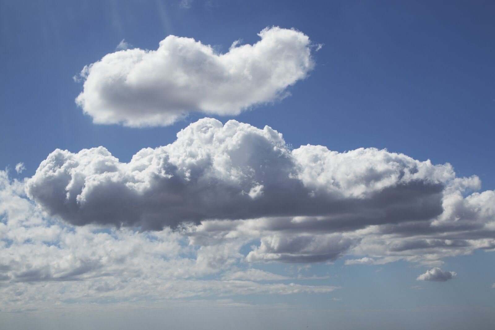 Canon EOS 80D sample photo. Cloud, blue sky, cumulus photography