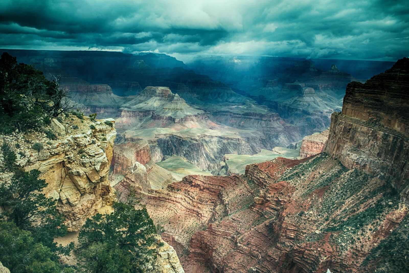 Canon EOS 6D + Canon EF 24-70mm F2.8L USM sample photo. Canyon, mountain, landscape photography