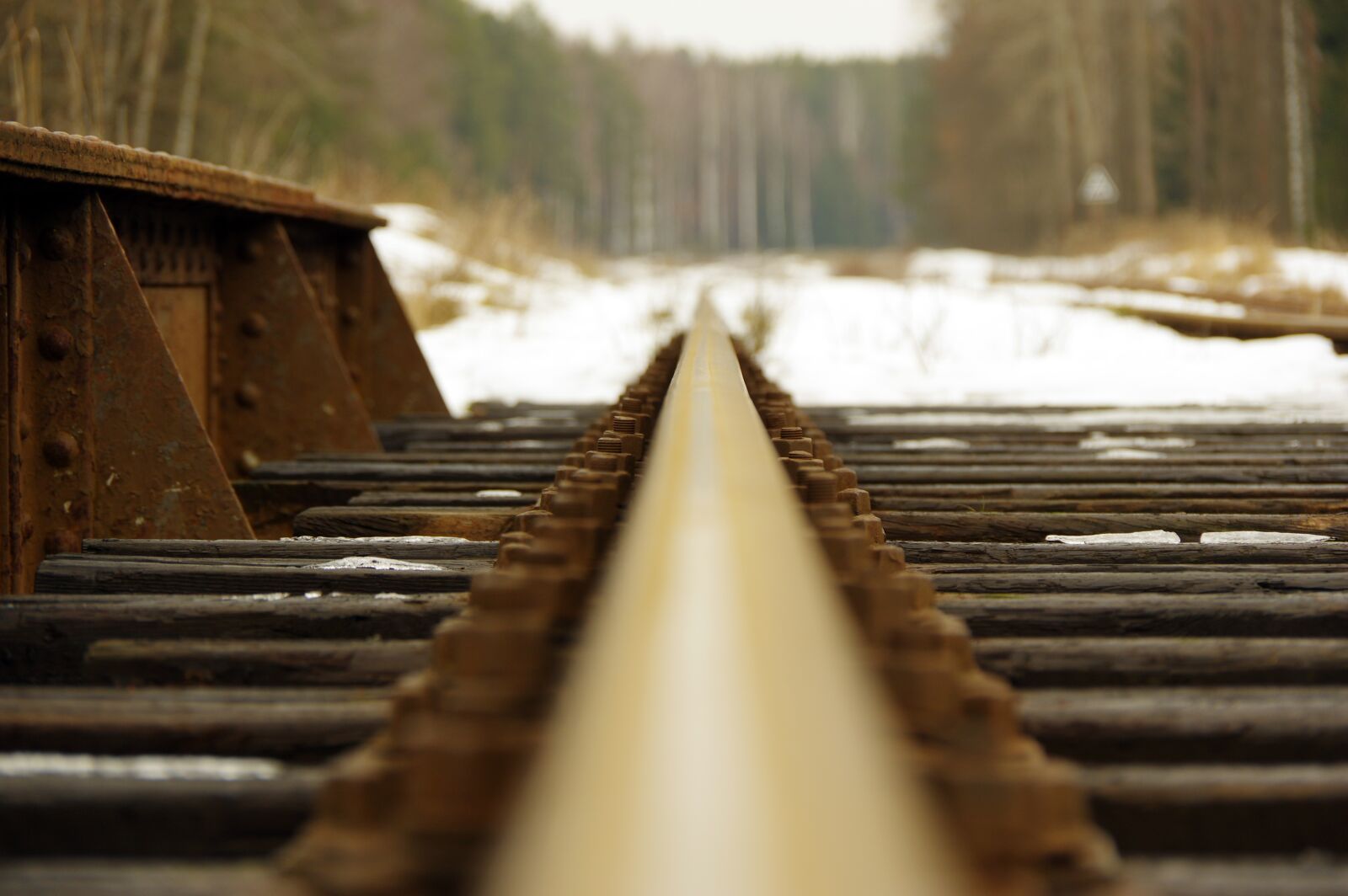 Pentax K-3 II sample photo. Rails, screw, flyover photography