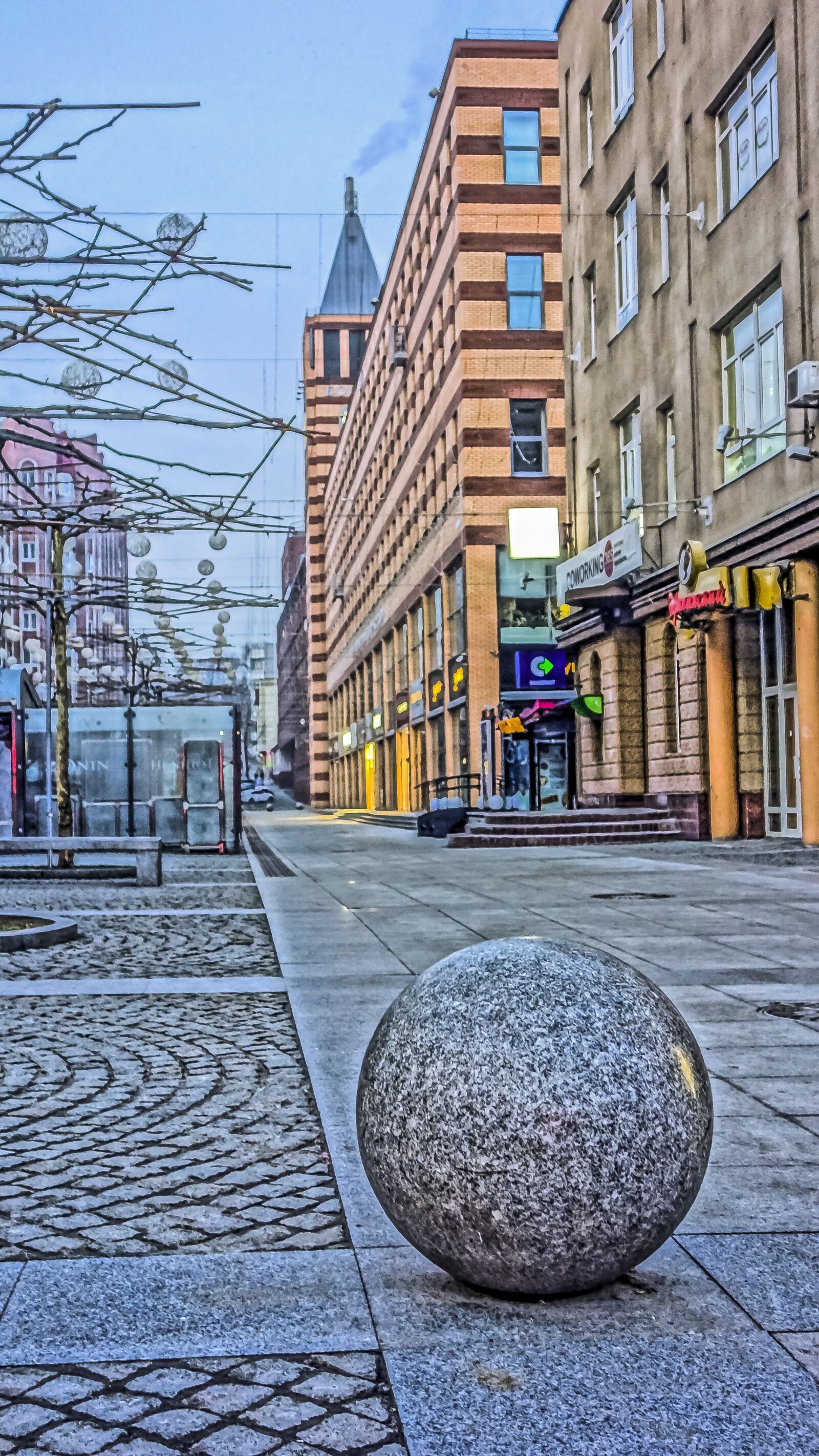 Sony Cyber-shot DSC-RX100 sample photo. Megalopolis, city, architecture photography