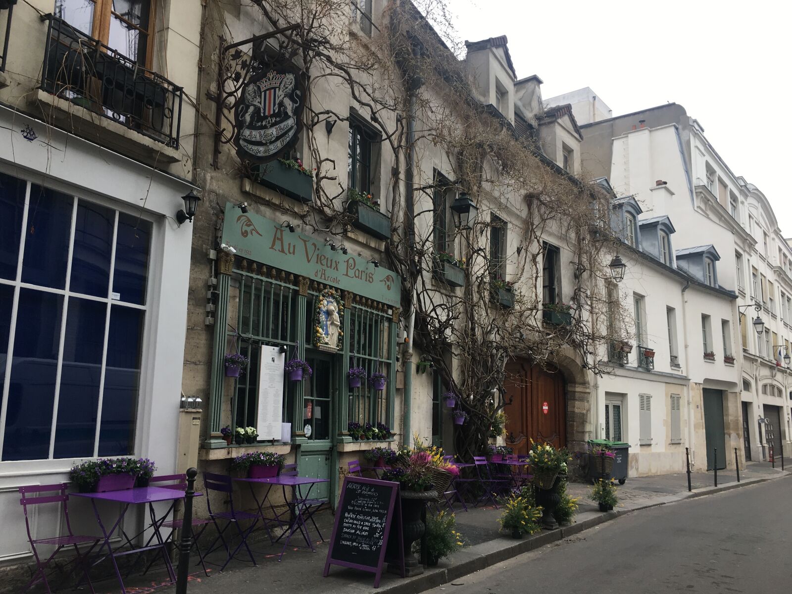 Apple iPhone 6s sample photo. France, paris, cafe photography