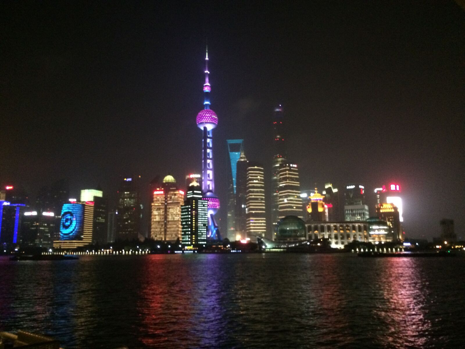 iPhone 5s back camera 4.15mm f/2.2 sample photo. City, night view, shanghai photography