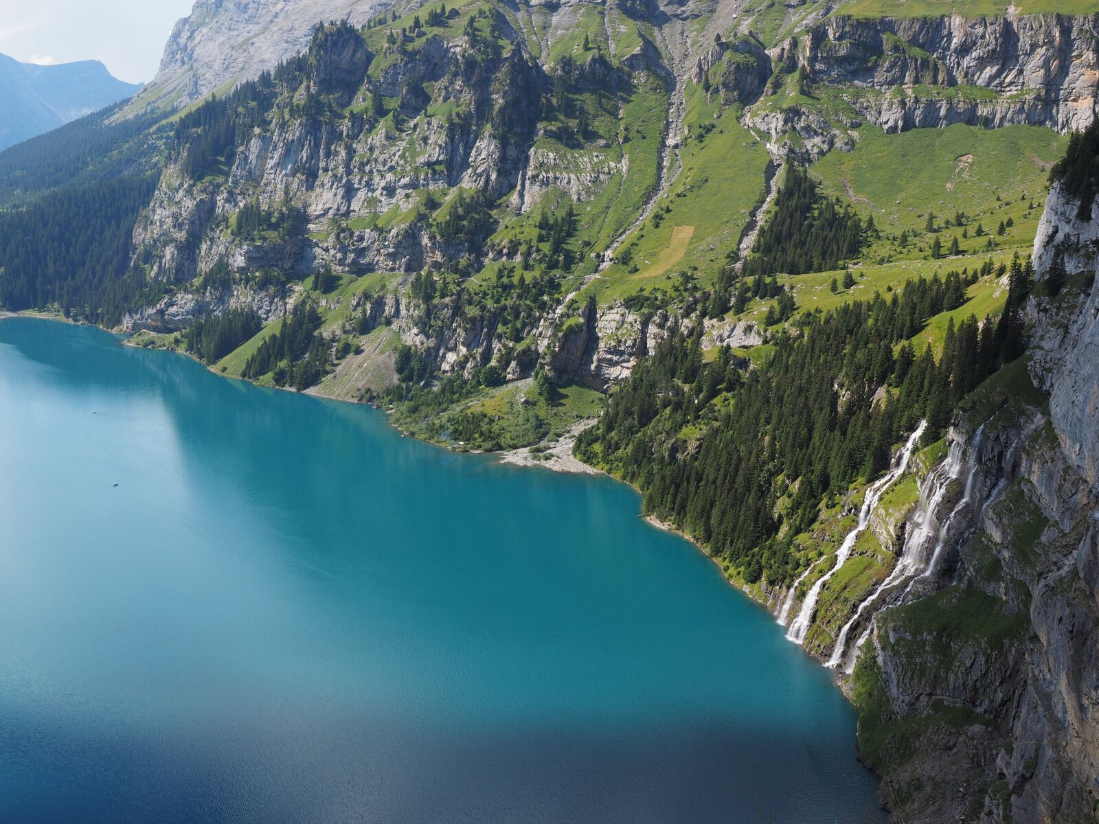 Olympus OM-D E-M1 + Olympus M.Zuiko Digital ED 12-40mm F2.8 Pro sample photo. Lake oeschinen, lake, switzerland photography