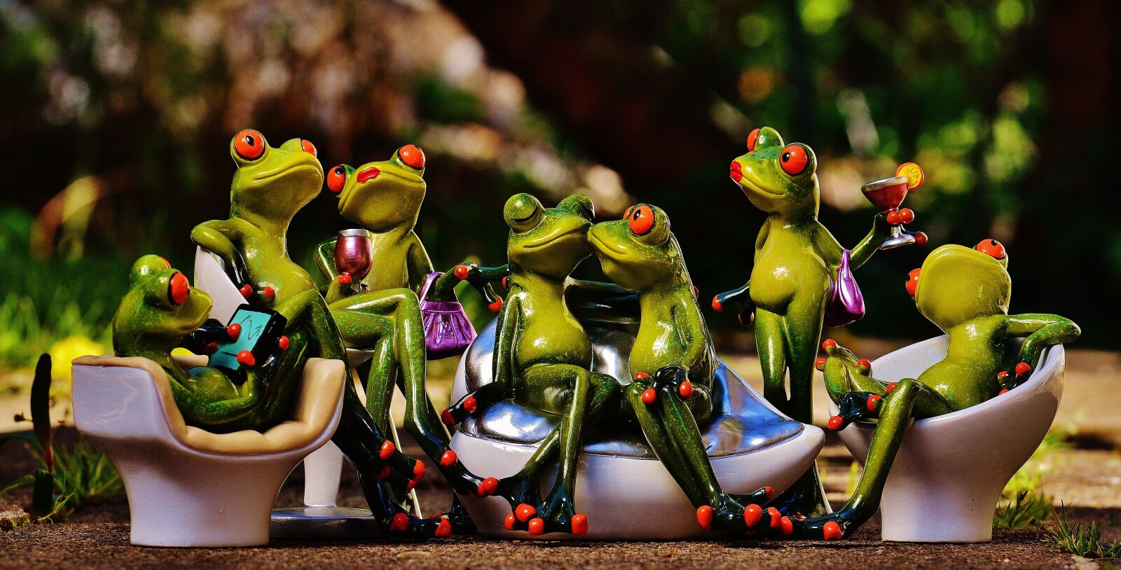 Nikon D3200 sample photo. Frogs, party, celebrate photography