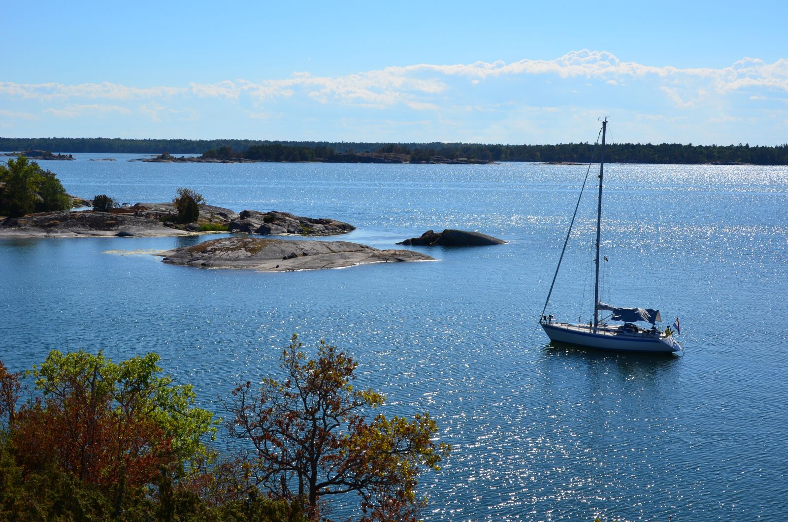 Nikon D7000 sample photo. Sweden, anchor, archipelago photography