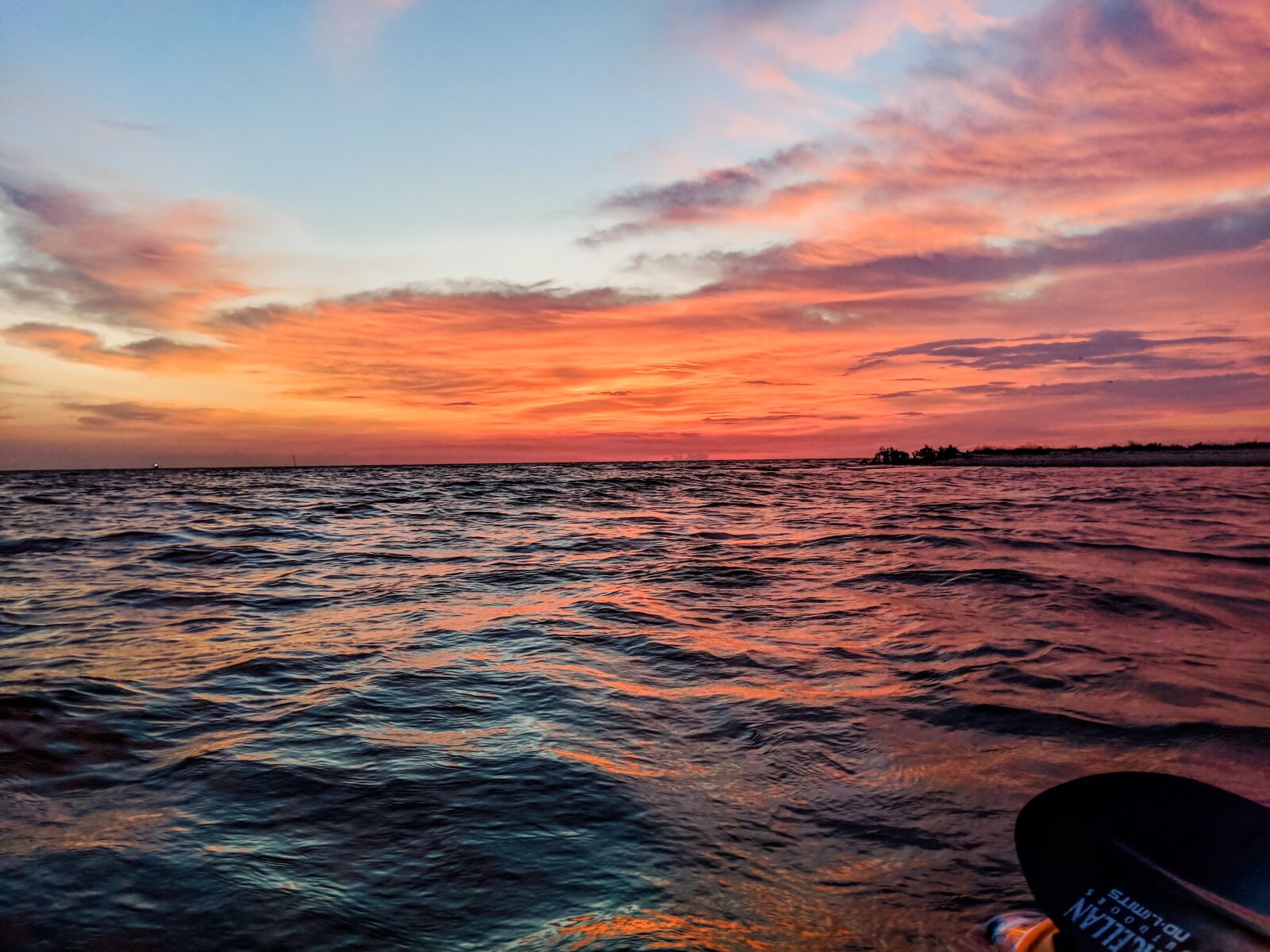Google Pixel 3 XL sample photo. Saltwater, sunsets, kayak photography